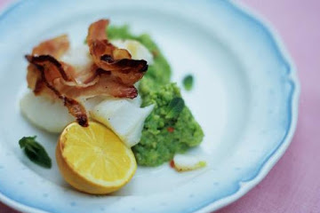 Roasted cod with pancetta & pea mash