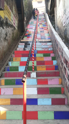 Satti Seri Rainbow Stairs