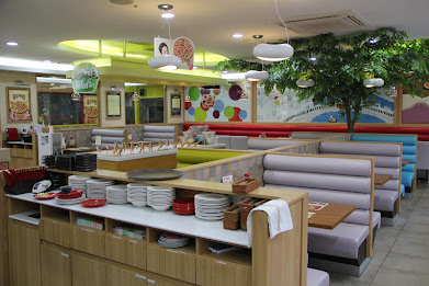 Mr. Jiang Pizza Point poster 3