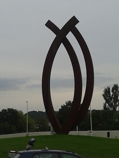 Sculpture Géante Des Vennes