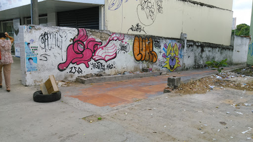 Grafite Na Treze De Maio Abandono 
