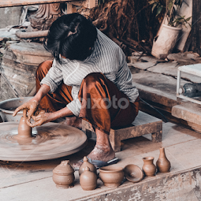 by Kien Tran - People Professional People