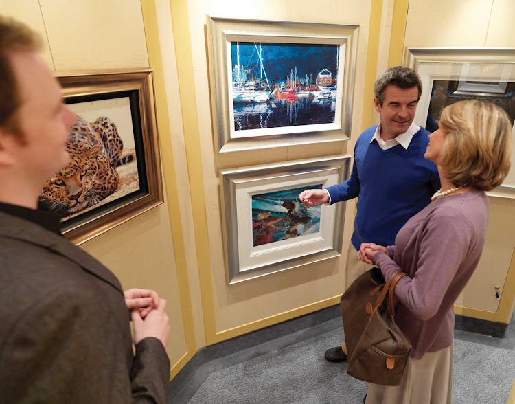 Browse contemporary artworks aboard Queen Elizabeth in the art gallery through Cunard's partnership with London's Clarendon Fine Art Gallery.