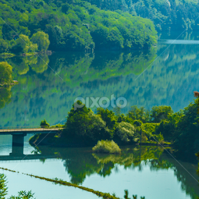 Tarnita lake, Cluj by Abdelmoumen Taoutaou - Landscapes Waterscapes