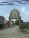 Decorated Gate