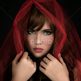 by Rini RY - People Portraits of Women