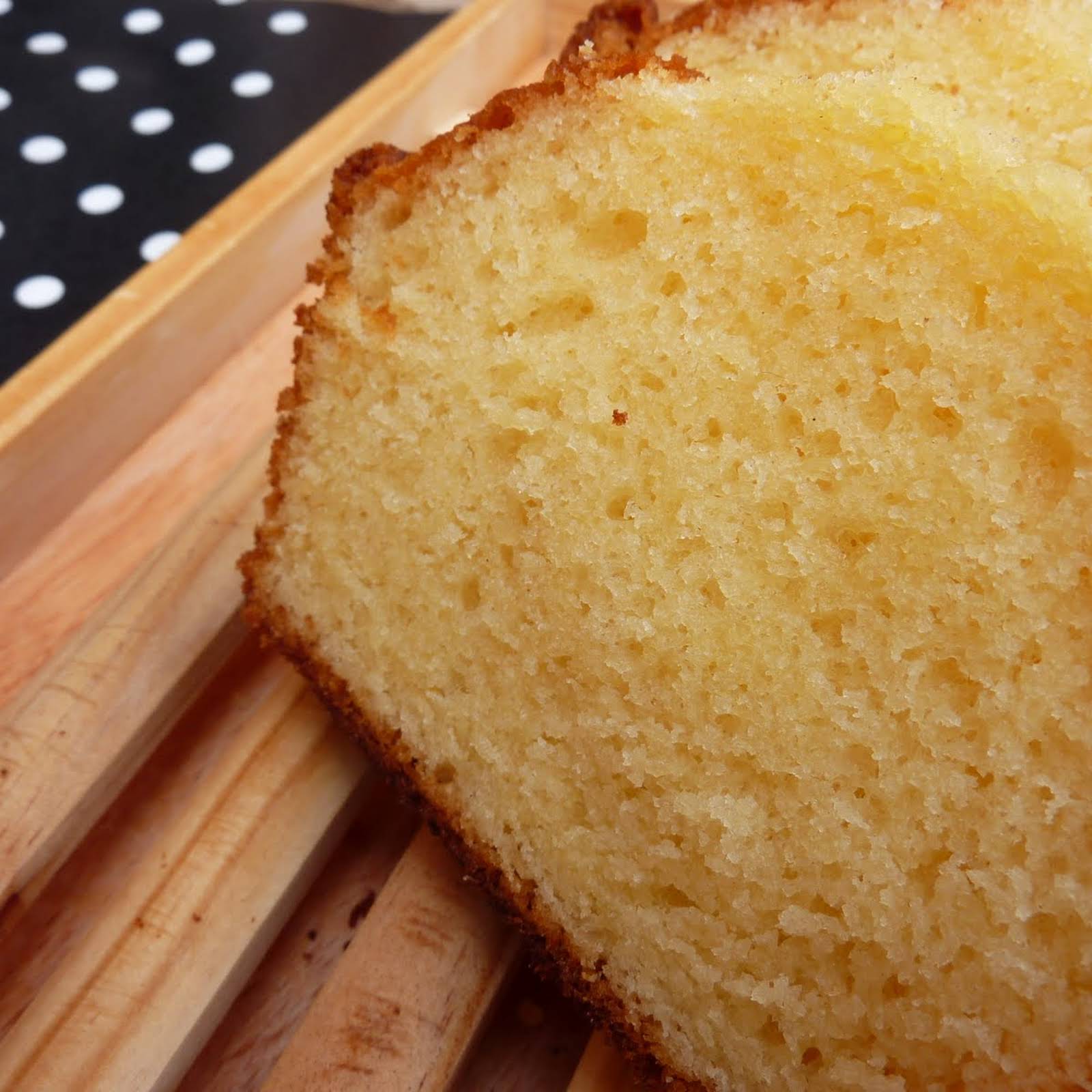 10 Best Sponge Cake With Custard Recipes Yummly