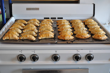 Masa Simple Para Empanadas Argentinas (Empanada Dough)
