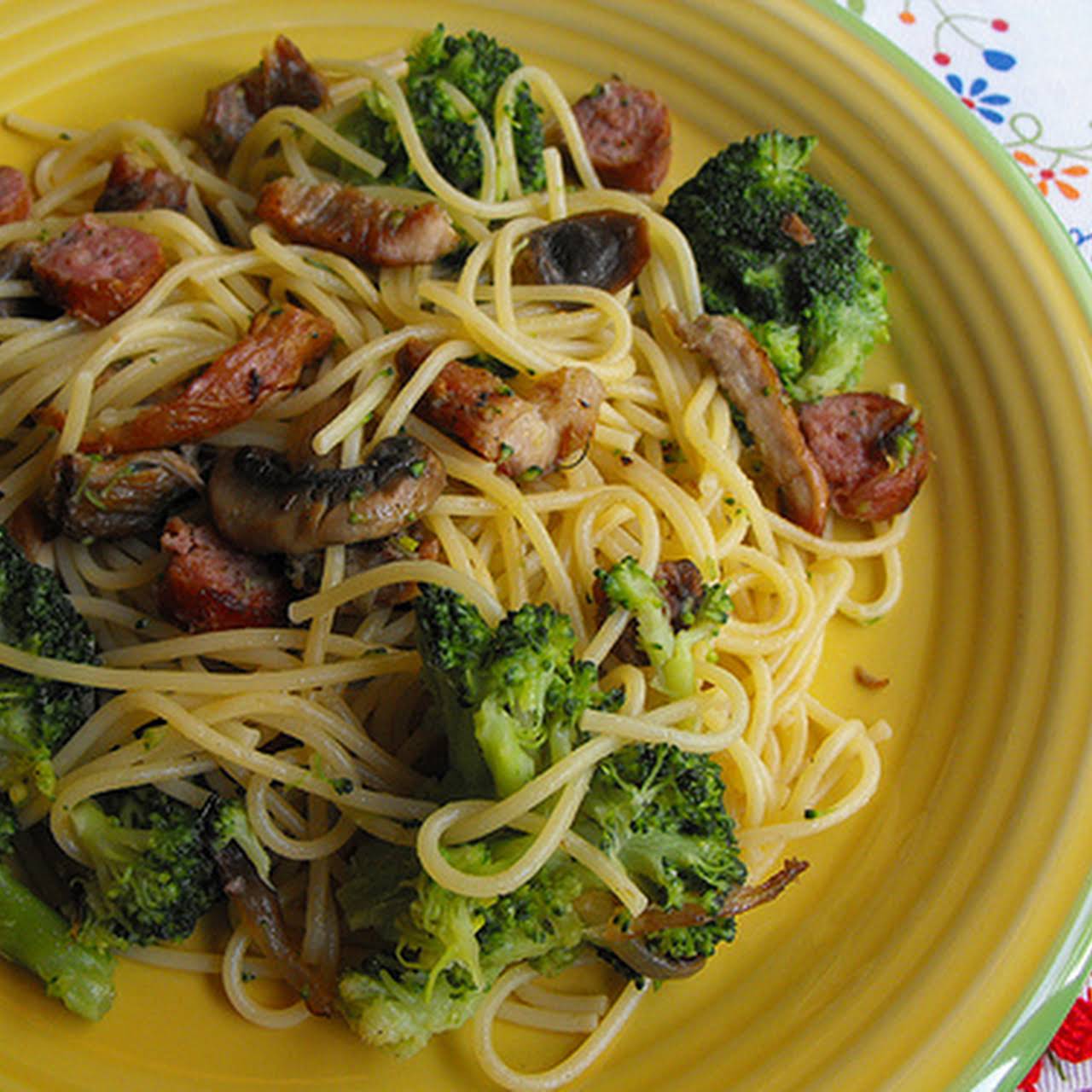 Left-over Pork with Spaghetti, Mushrooms, and Broccoli-image