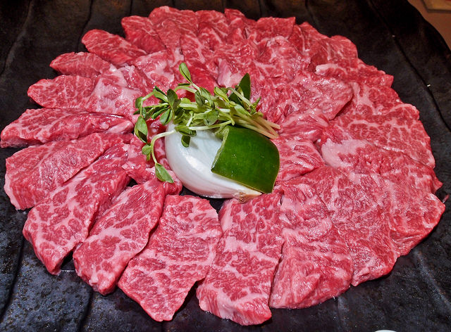 好肉,不吃嘛? 捷運中山國小站 燒肉十九番地