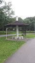 Pavilion With 7 Stools 
