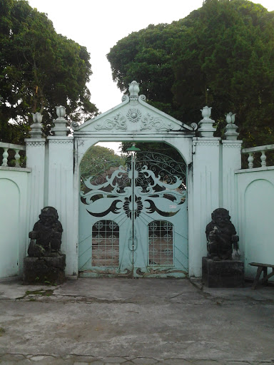 Green Gate of Baluwarti