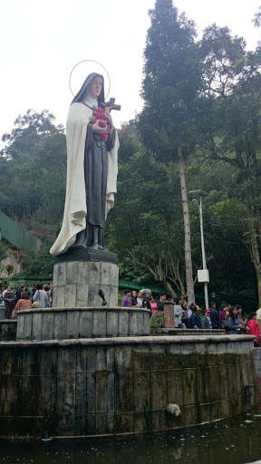 Saint Theresia Statue