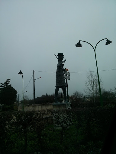 Cossé Statue Vivien