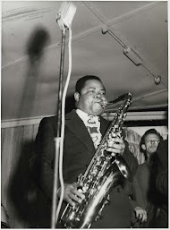 Optreden van Kid Dynamite tijdens Keti-Koti