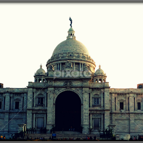 Victoria Memorial by Pinaki Ranjan Das - Buildings & Architecture Public & Historical