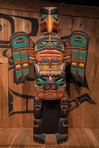 Totem Pole — Google Arts & Culture