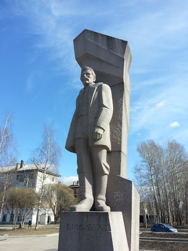 Памятник И.В.Бабушкину