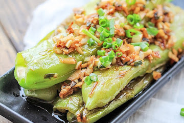 Chinese Sautéed Green Peppers-Tiger Skin Pepper