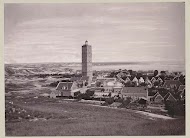 Gezicht op West-Terschelling met de vuurtoren de Brandaris