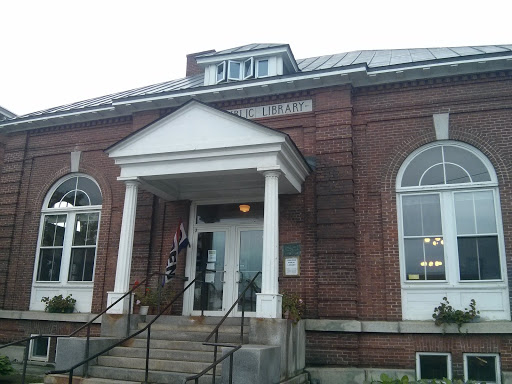 Cobleigh Public Library