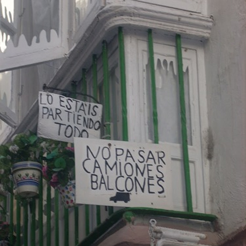 Carteles divertidos vistos en Cádiz