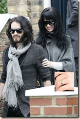 katy-perry-russell-brand-240sc011010