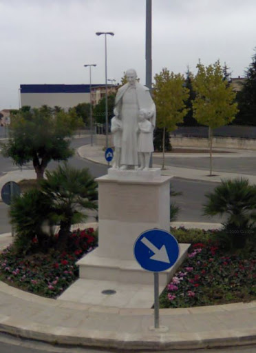 Statua Sant'Annibale di Francia