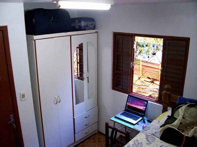[02 meu quarto de cima[3].jpg]