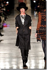 Vivienne Westwood Red Label Fall 2011 RTW Runway Photos 11