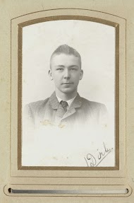 Portret van een jongeman Dirk