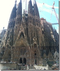 Sagrada Familia tall