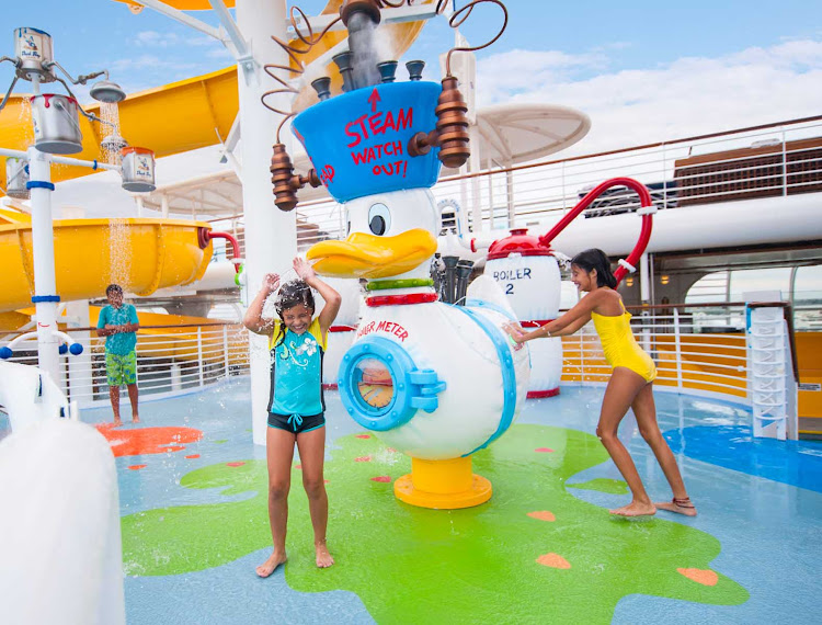 Kids can keep cool and have some splashy fun in the water-themed splash zone on deck 9 of Disney Magic. 