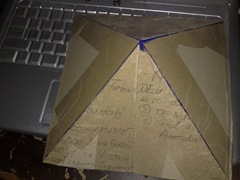 Piramida din carton