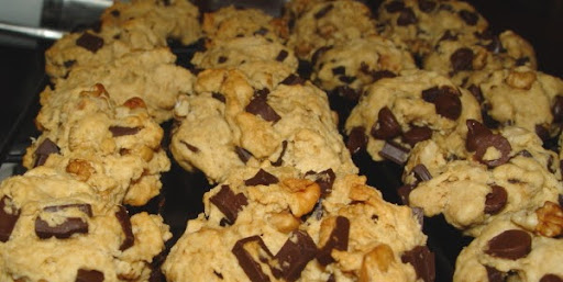Vegan Chocolate Chunk Cookies