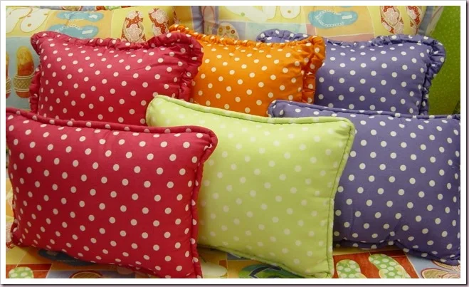 jumbodot_pillows