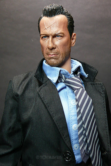 toyhaven: VTS Stone Cold Killer OR Bruce Willis as Hartigan