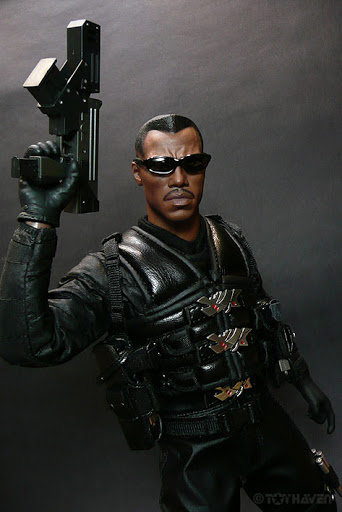 HOT TOYS BLADE II 2 BLADE 1/6 MMS 113 MMS113 COLLECTIBLE FIGURE ...