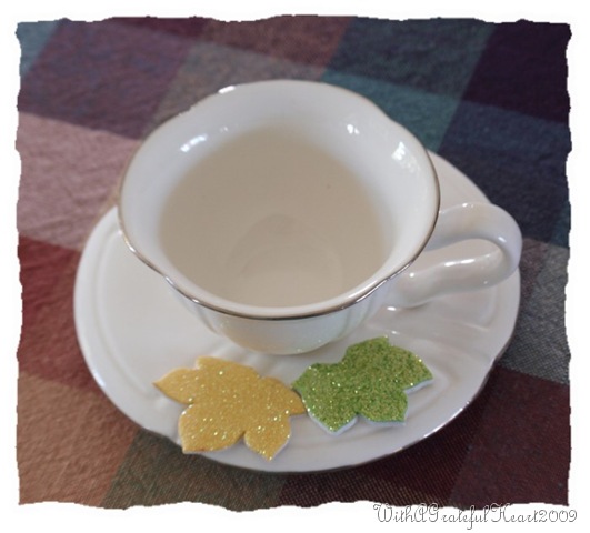 [Little White Teacup - Upclose[8].jpg]
