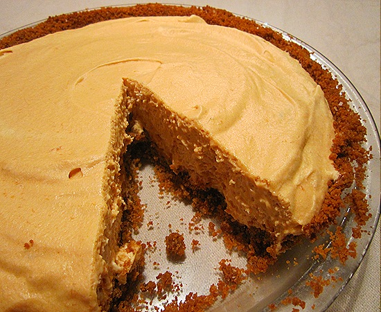 Butterschotch Pie with Gingersnap Crust