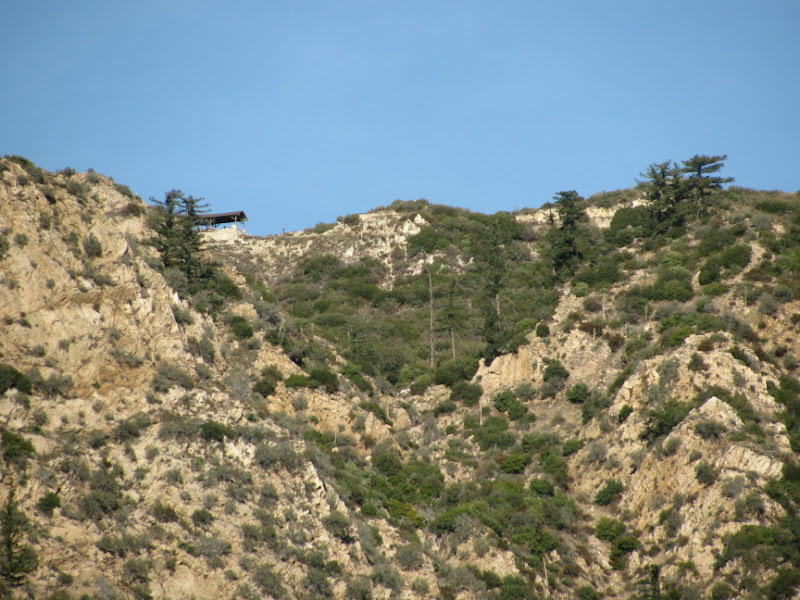 The pavilion at 'Inspriation Point' high above.