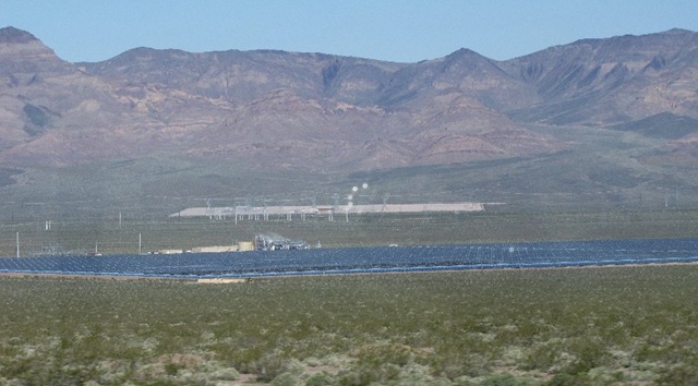 [Solar panels south of Henderson[4].jpg]