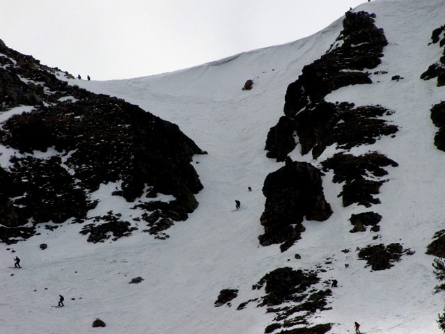 [Beartooth Mtn skiers[5].jpg]