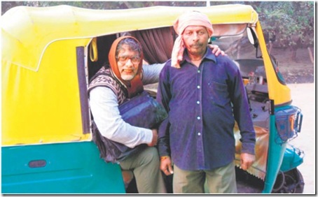 aamir-khan-spotted-in-varanasi4