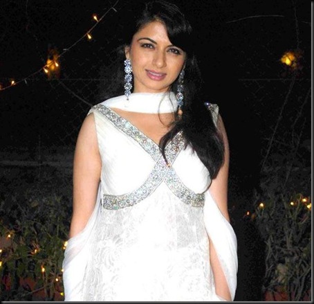 Bhagyashree gr8 women achievers awards 2010