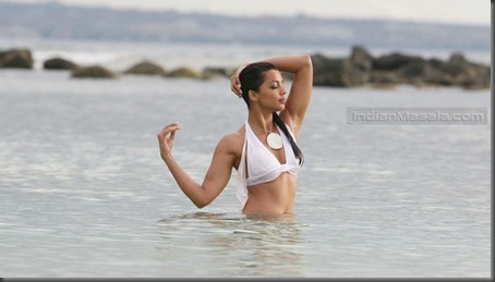 Mugdha Godse sizzles in a white bikini  help movie5
