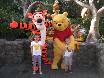 nate.abbie with tigger and pooh (1 of 1)