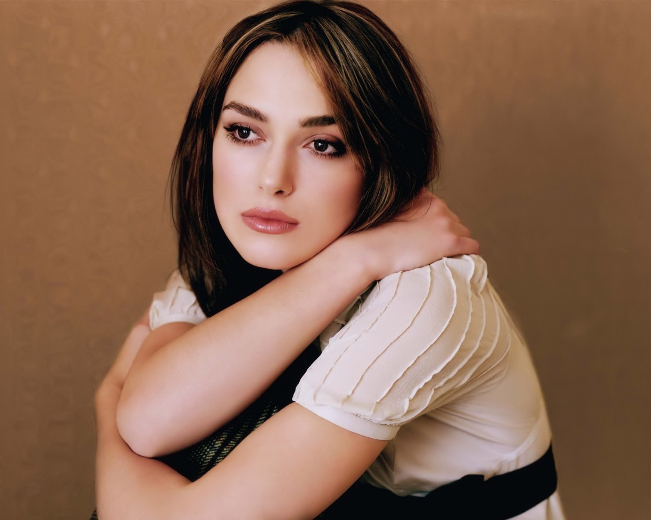 [keira 1280x1024 (9) desktop stars wallpapers[12].jpg]