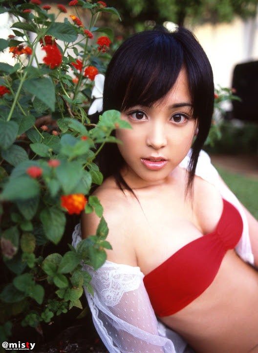 Anna Kawamura