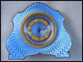 [interesting shape turq clock[3].jpg]